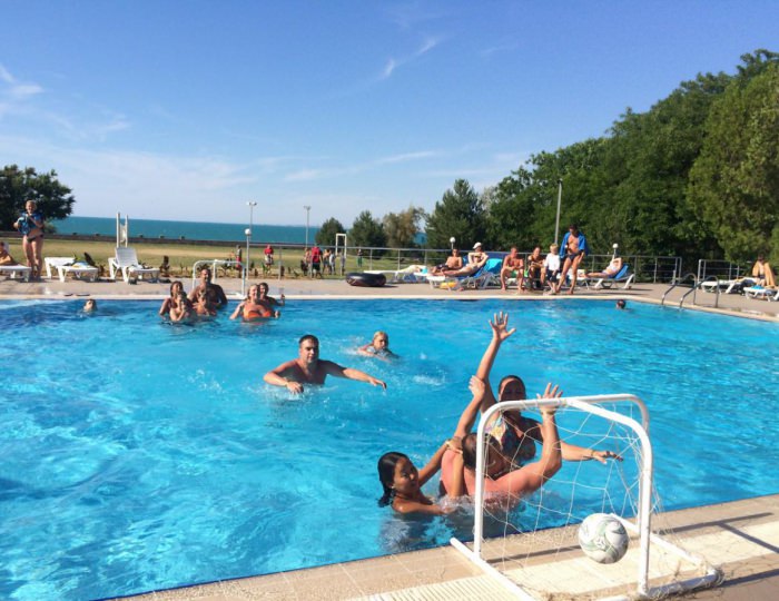 Услуги и развлечения